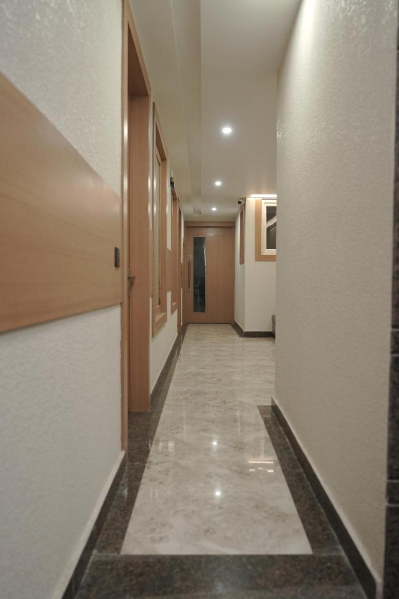 Madina Hotel Prayagraj Exterior photo